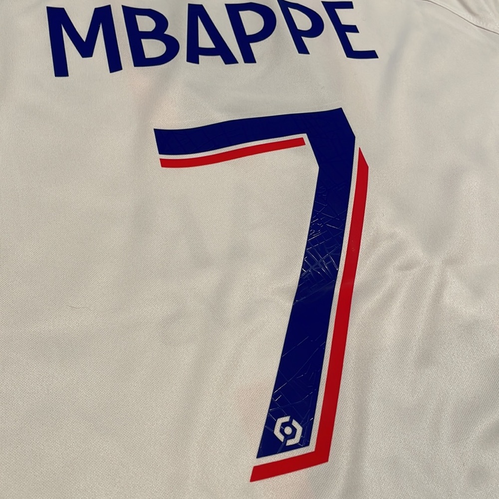 Nike Kylian Mbappé PSG 22/23 Away Jersey Men size L BNWT - Picture 5 of 6